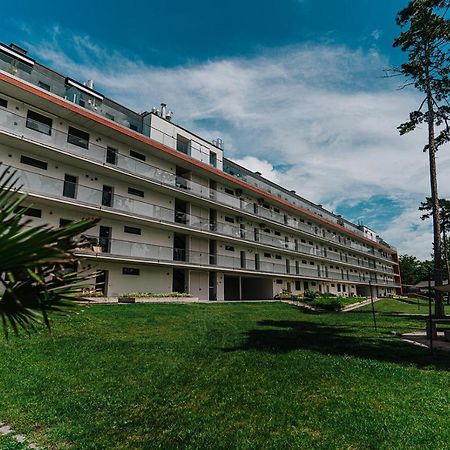 Butique Apartman Balatonlelle Luaran gambar