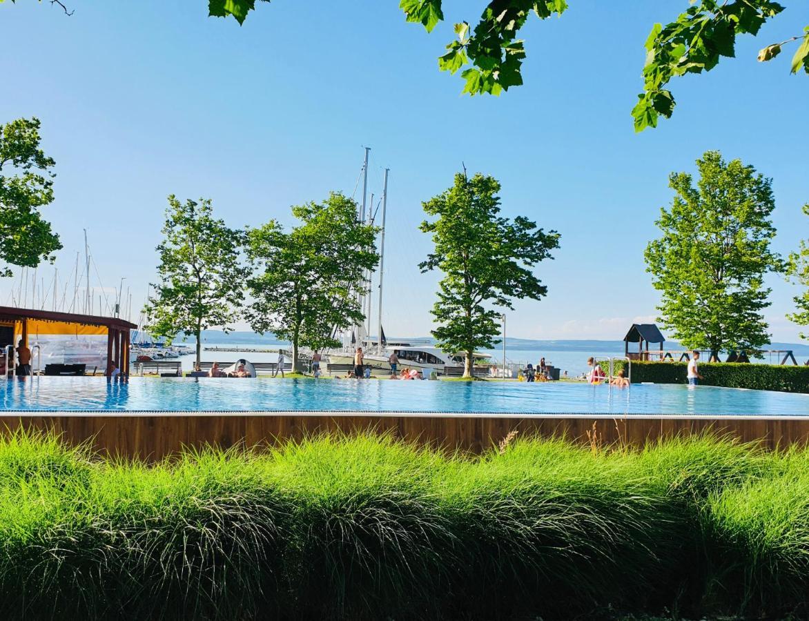 Butique Apartman Balatonlelle Luaran gambar