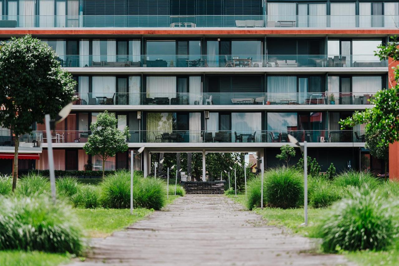 Butique Apartman Balatonlelle Luaran gambar