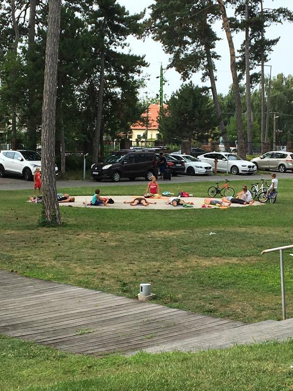 Butique Apartman Balatonlelle Luaran gambar